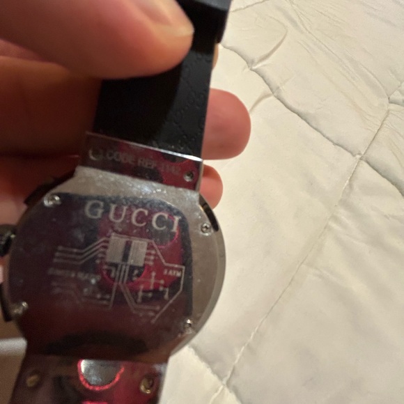 Gucci watch - Picture 2 of 5
